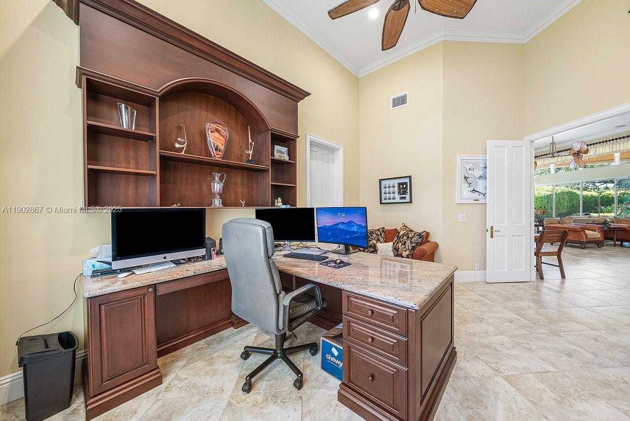 Imagen de Pequeño Objeto