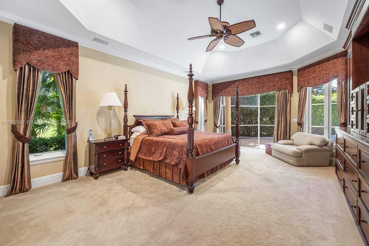 Imagen de Pequeño Objeto