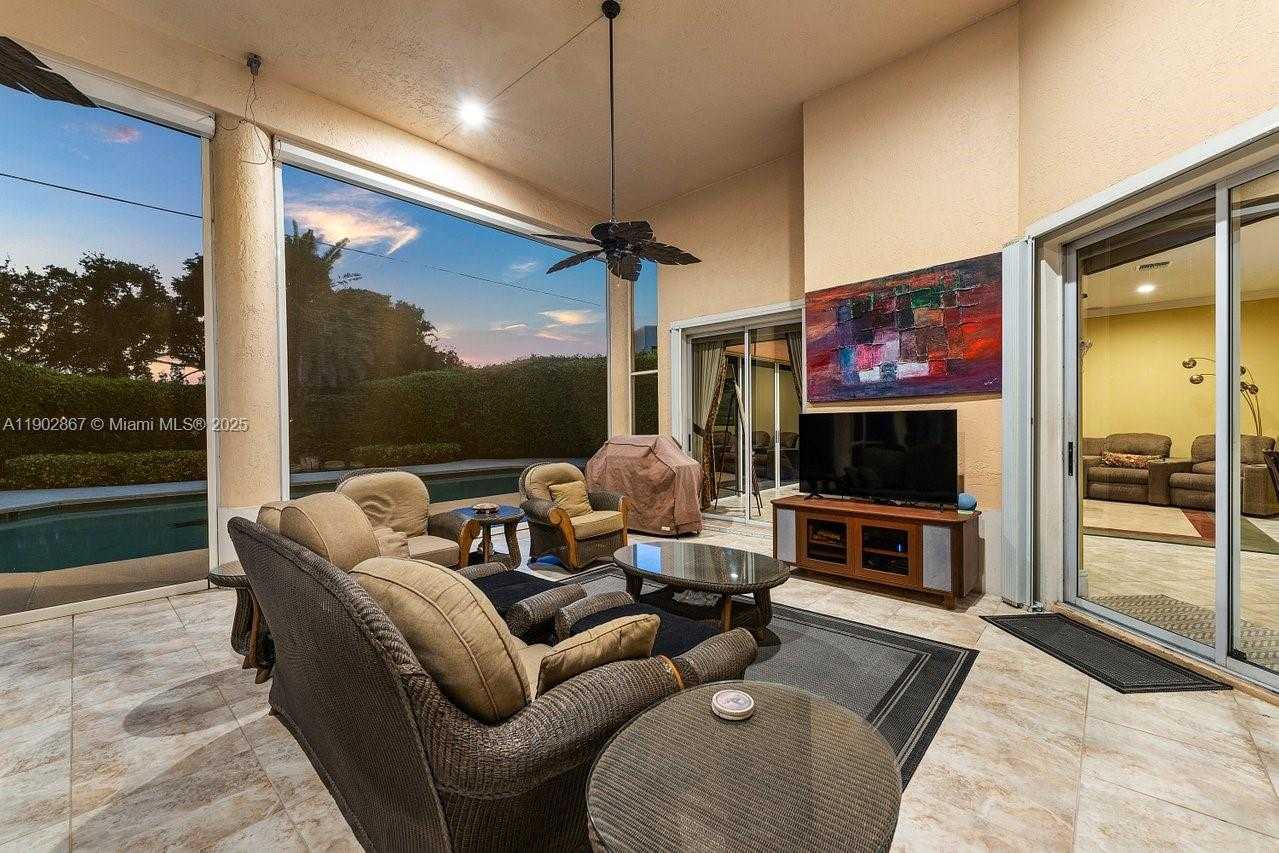 Imagen de Pequeño Objeto