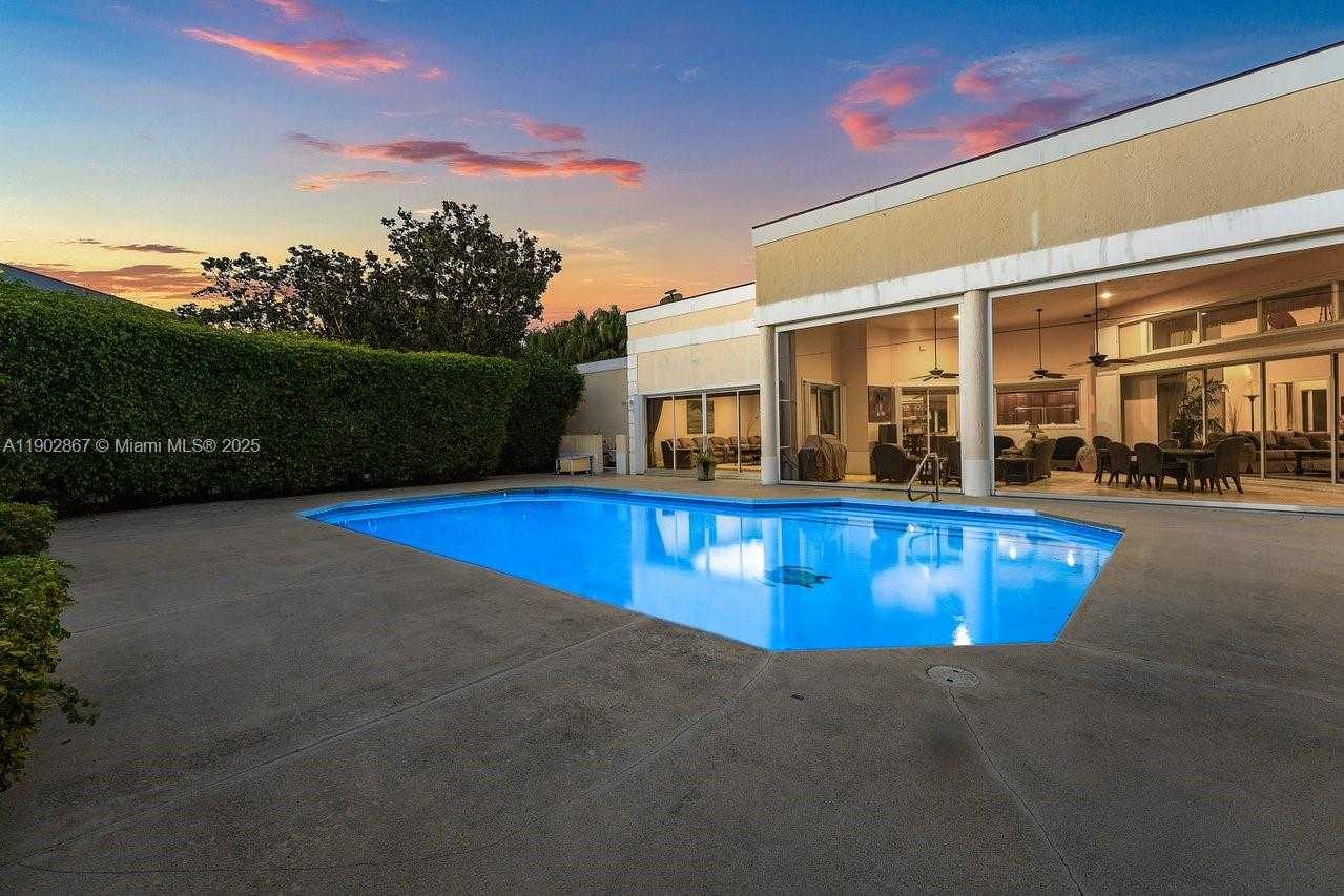 Imagen de Pequeño Objeto