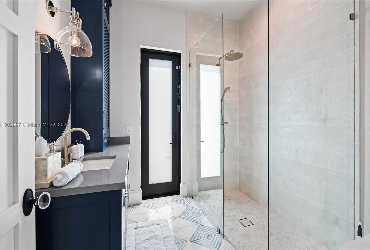 Small Image of 319 COCONUT ISLE DR, Fort Lauderdale Number 23