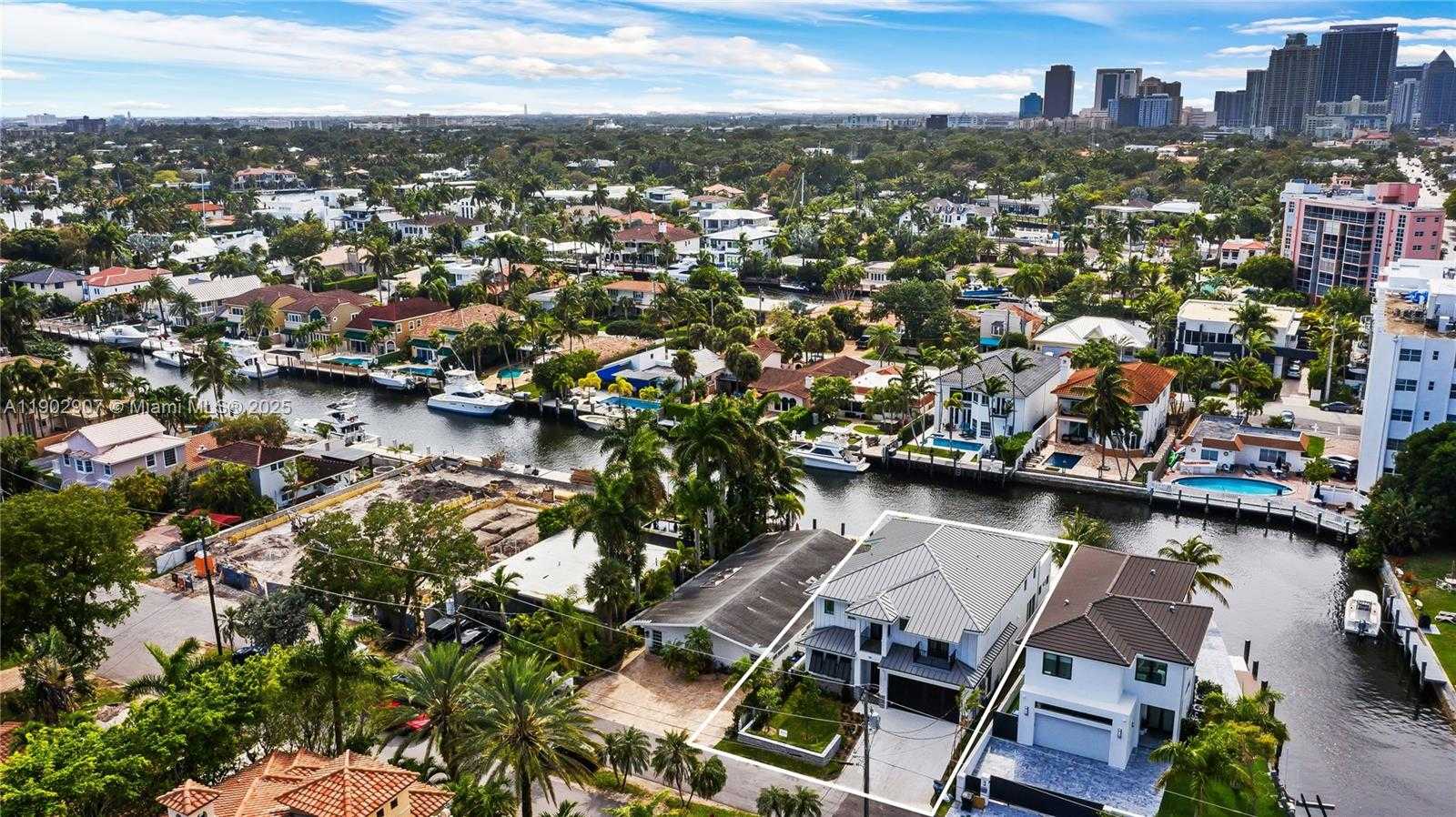 Small Image of 319 COCONUT ISLE DR, Fort Lauderdale Number 31