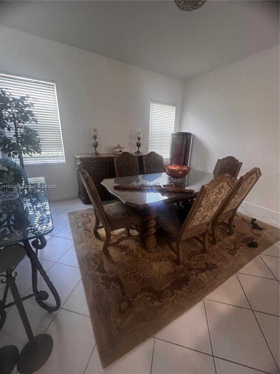 Small Image of Weston Number 6