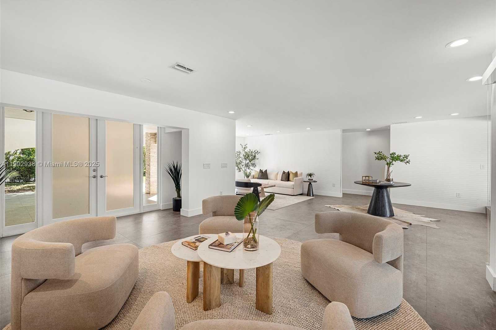 Small Image of 13150 SOUTH WEST 69TH AVE, Pinecrest Number 12