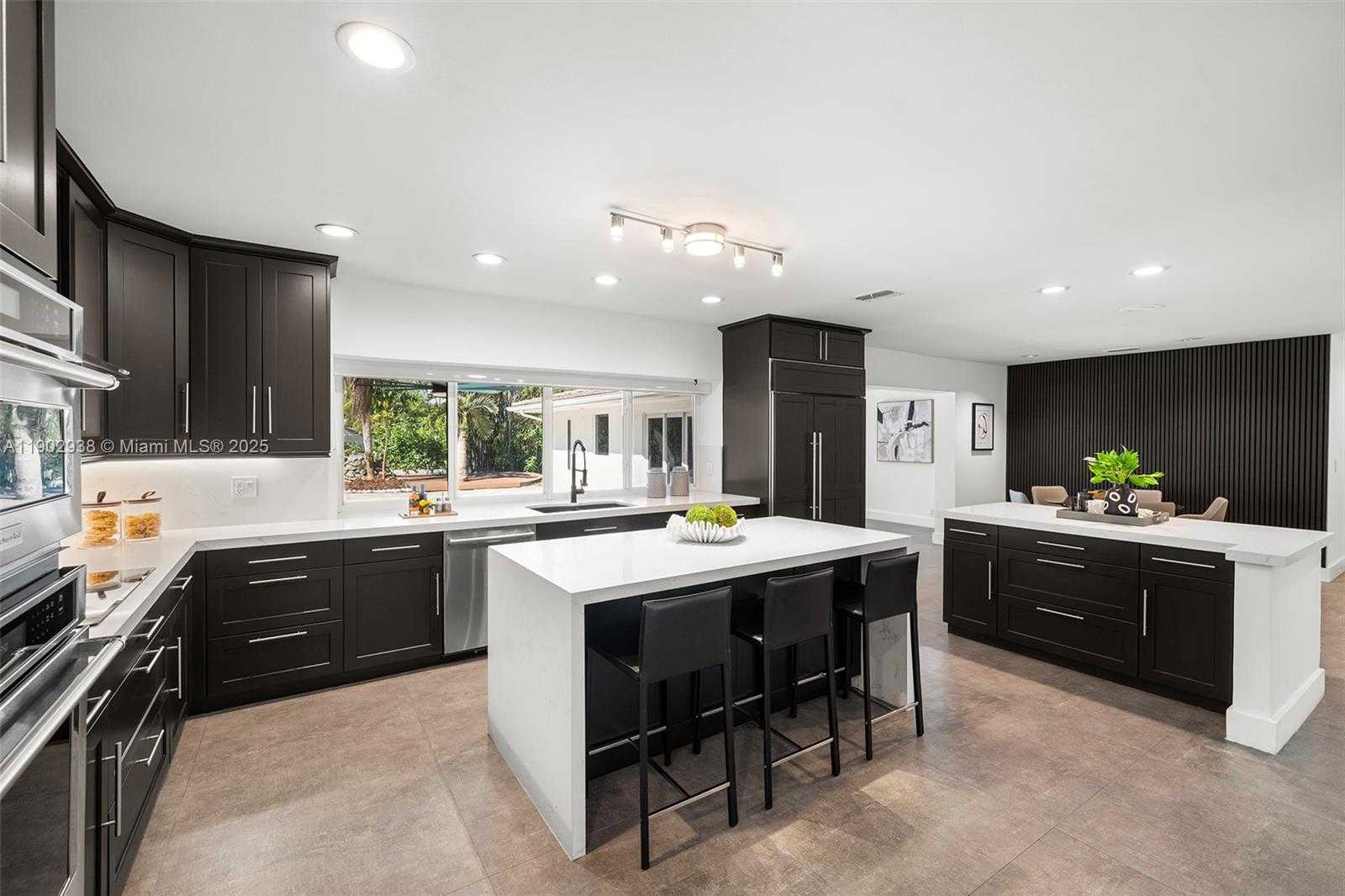 Small Image of 13150 SOUTH WEST 69TH AVE, Pinecrest Number 14