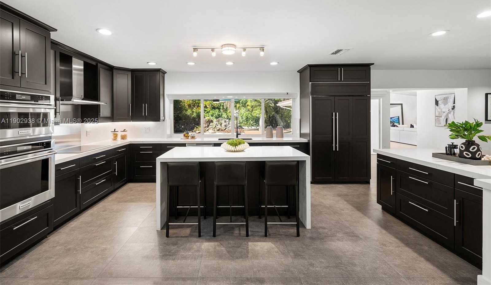 Small Image of 13150 SOUTH WEST 69TH AVE, Pinecrest Number 15