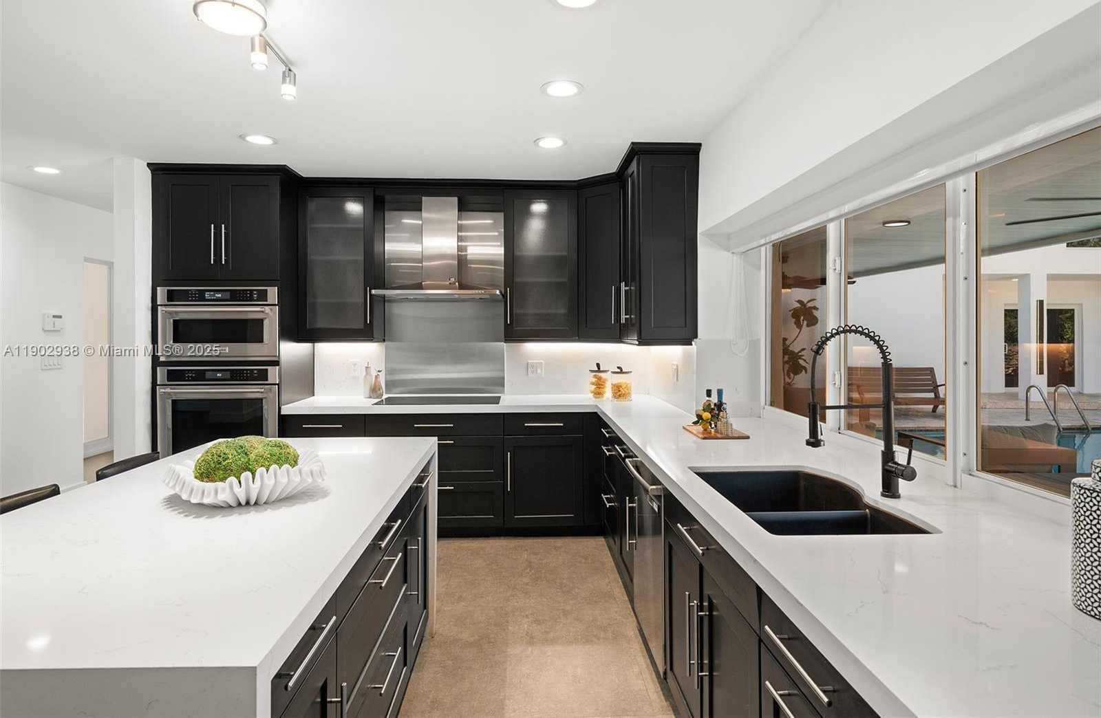 Small Image of 13150 SOUTH WEST 69TH AVE, Pinecrest Number 16