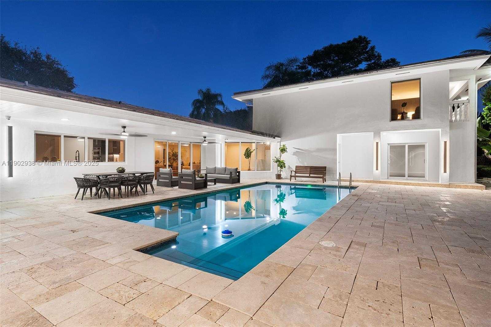 Small Image of 13150 SOUTH WEST 69TH AVE, Pinecrest Number 2