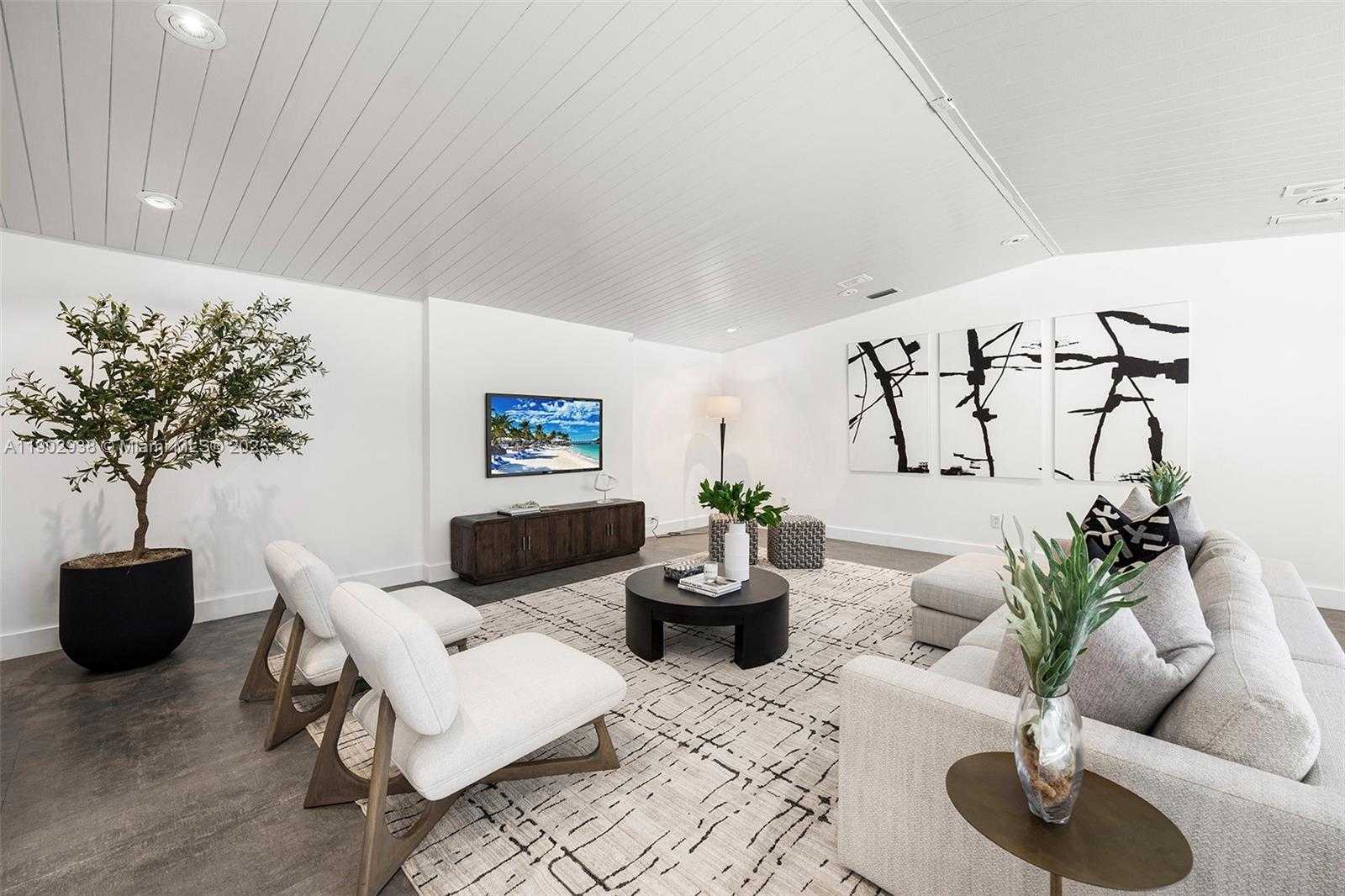 Small Image of 13150 SOUTH WEST 69TH AVE, Pinecrest Number 23