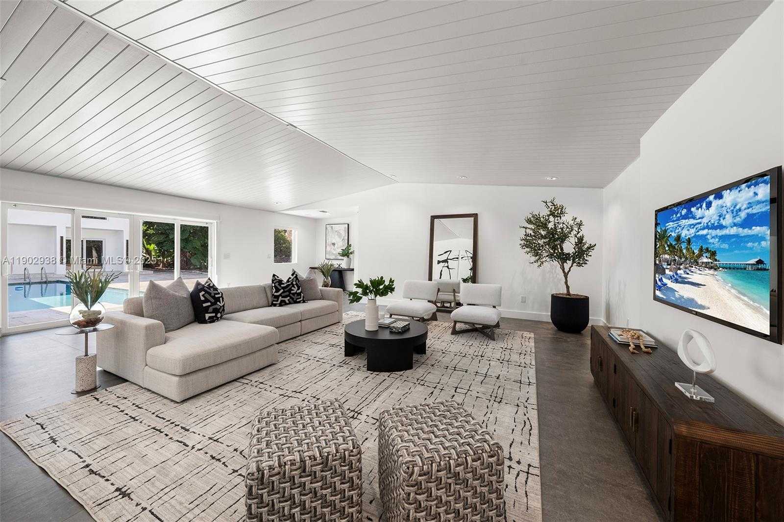 Small Image of 13150 SOUTH WEST 69TH AVE, Pinecrest Number 24