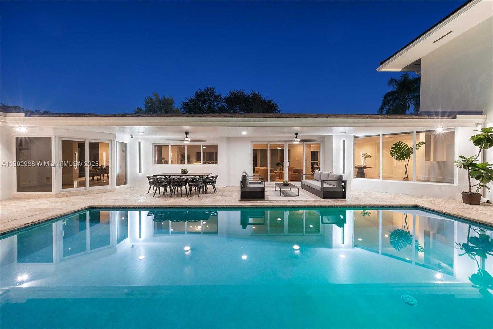 Small Image of 13150 SOUTH WEST 69TH AVE, Pinecrest Number 3