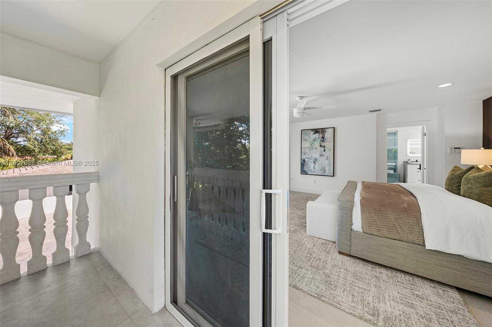 Small Image of 13150 SOUTH WEST 69TH AVE, Pinecrest Number 37