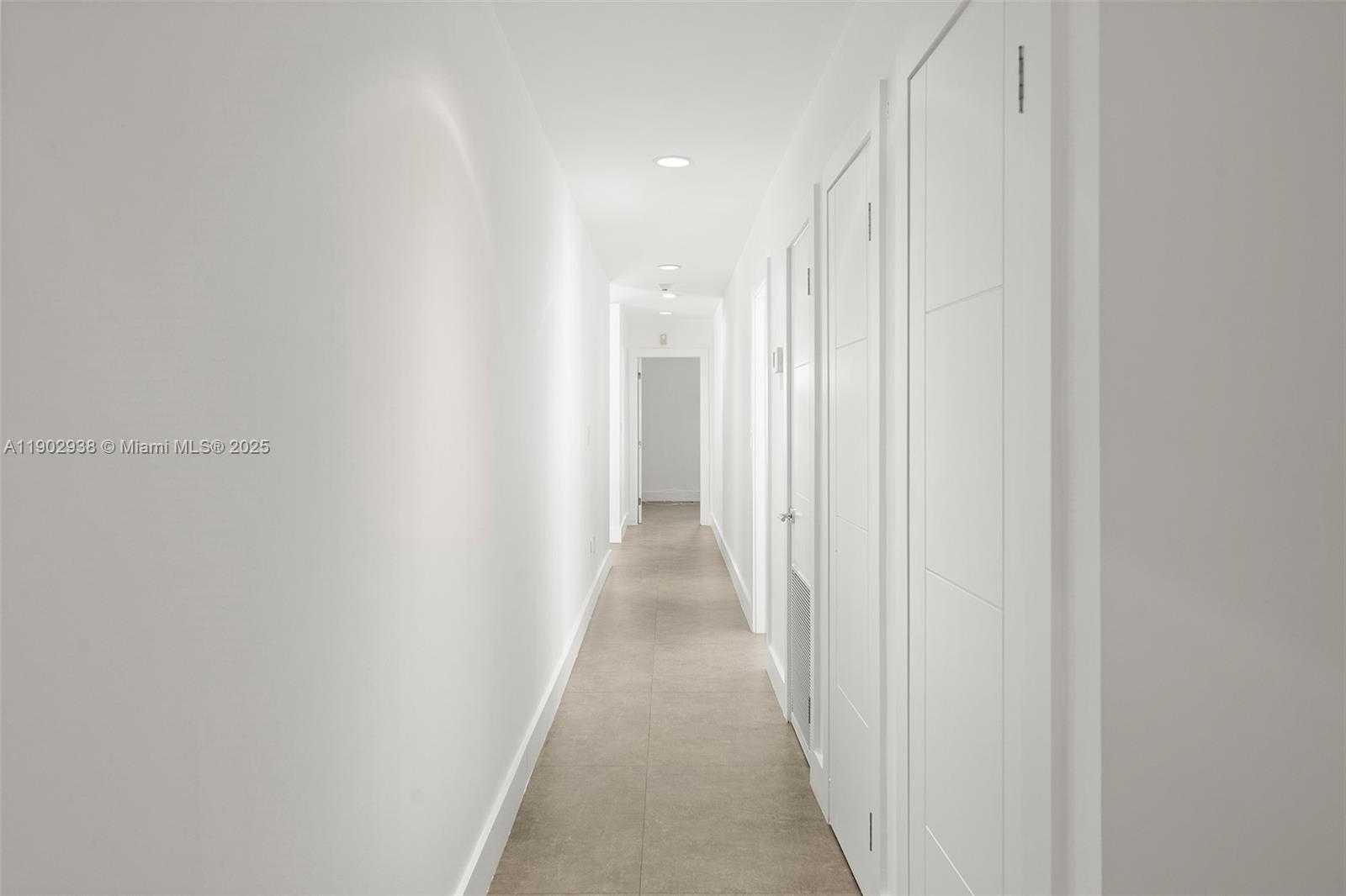 Small Image of 13150 SOUTH WEST 69TH AVE, Pinecrest Number 38