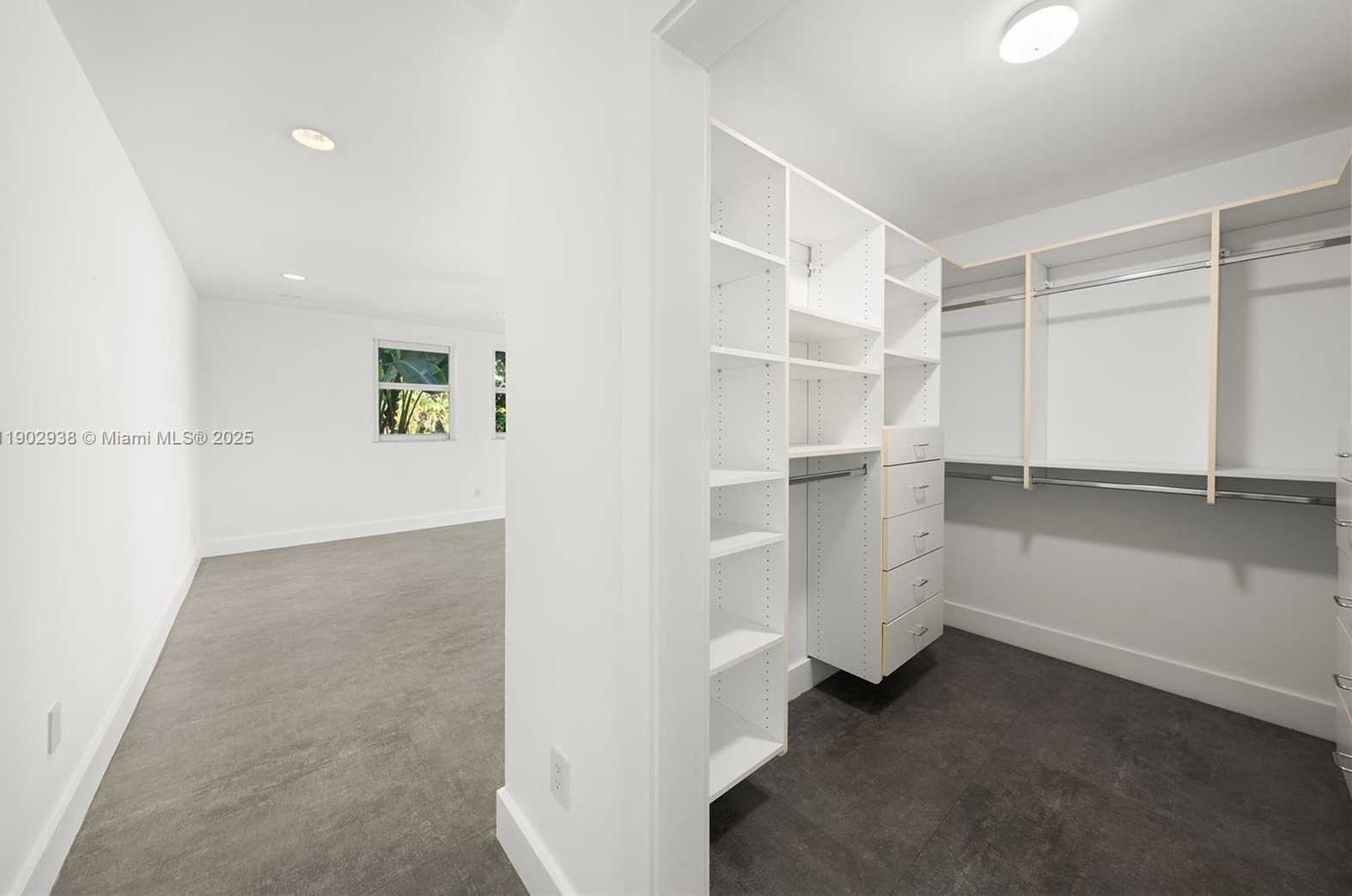 Small Image of 13150 SOUTH WEST 69TH AVE, Pinecrest Number 41