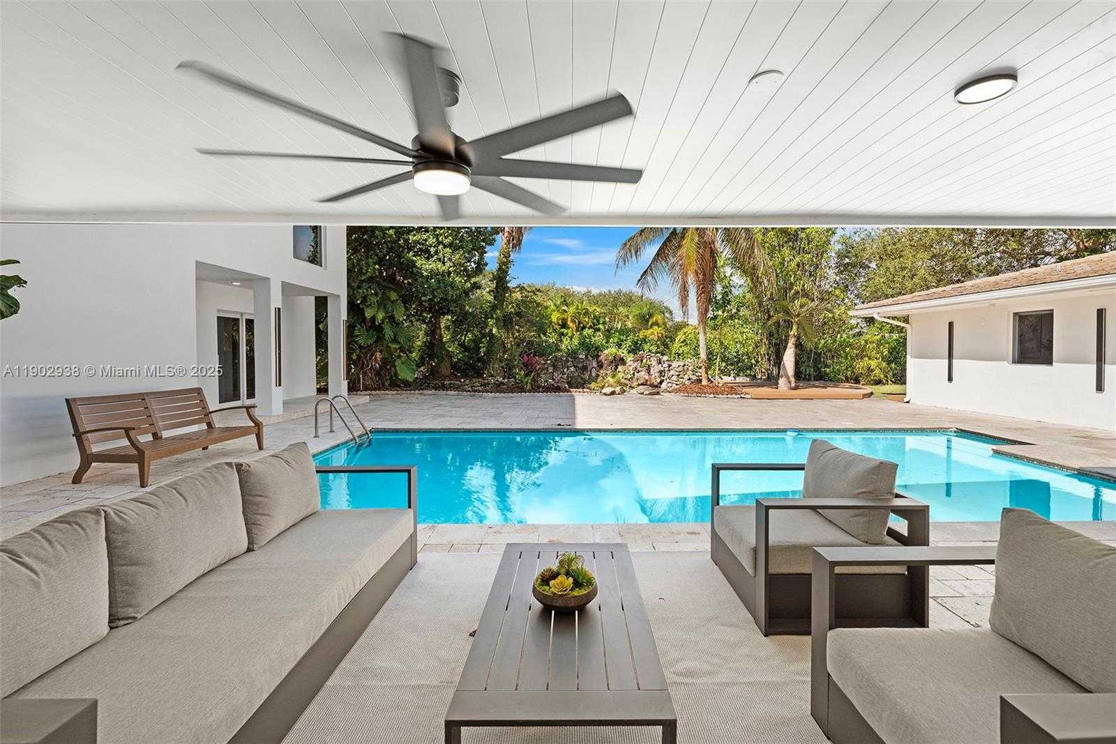 Small Image of 13150 SOUTH WEST 69TH AVE, Pinecrest Number 58