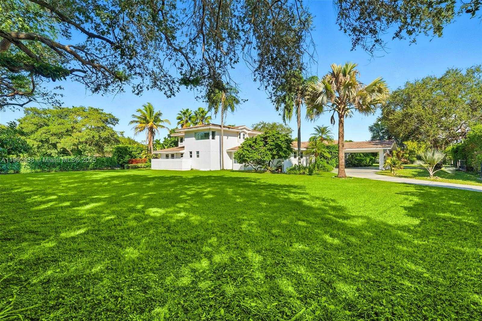 Small Image of 13150 SOUTH WEST 69TH AVE, Pinecrest Number 79