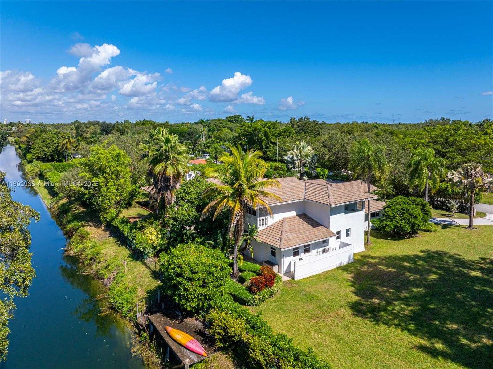 Small Image of 13150 SOUTH WEST 69TH AVE, Pinecrest Number 82