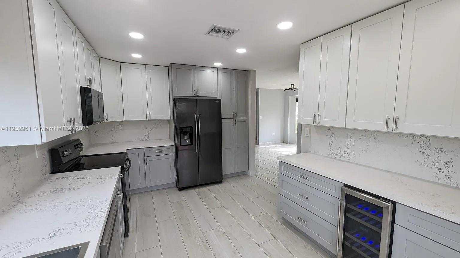 Small Image of 9755 SOUTH WEST 222ND TER, Cutler Bay Number 1