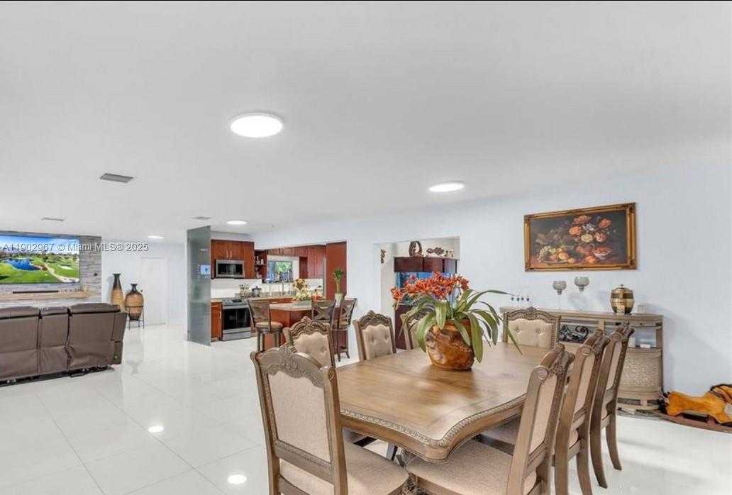 Small Image of 16891 SOUTH WEST 277TH ST, Homestead Number 11