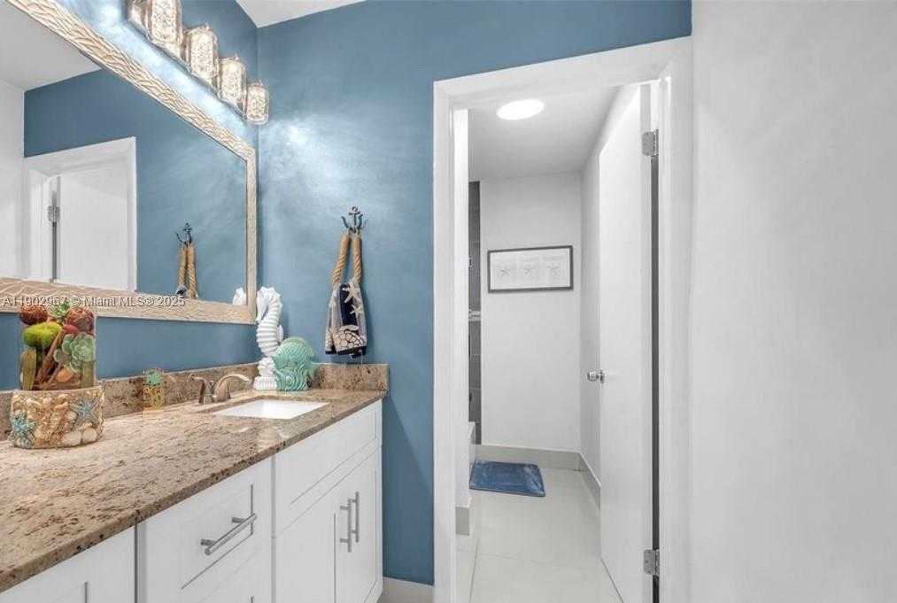 Small Image of 16891 SOUTH WEST 277TH ST, Homestead Number 17