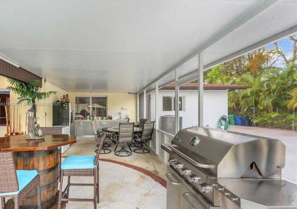 Small Image of 16891 SOUTH WEST 277TH ST, Homestead Number 32