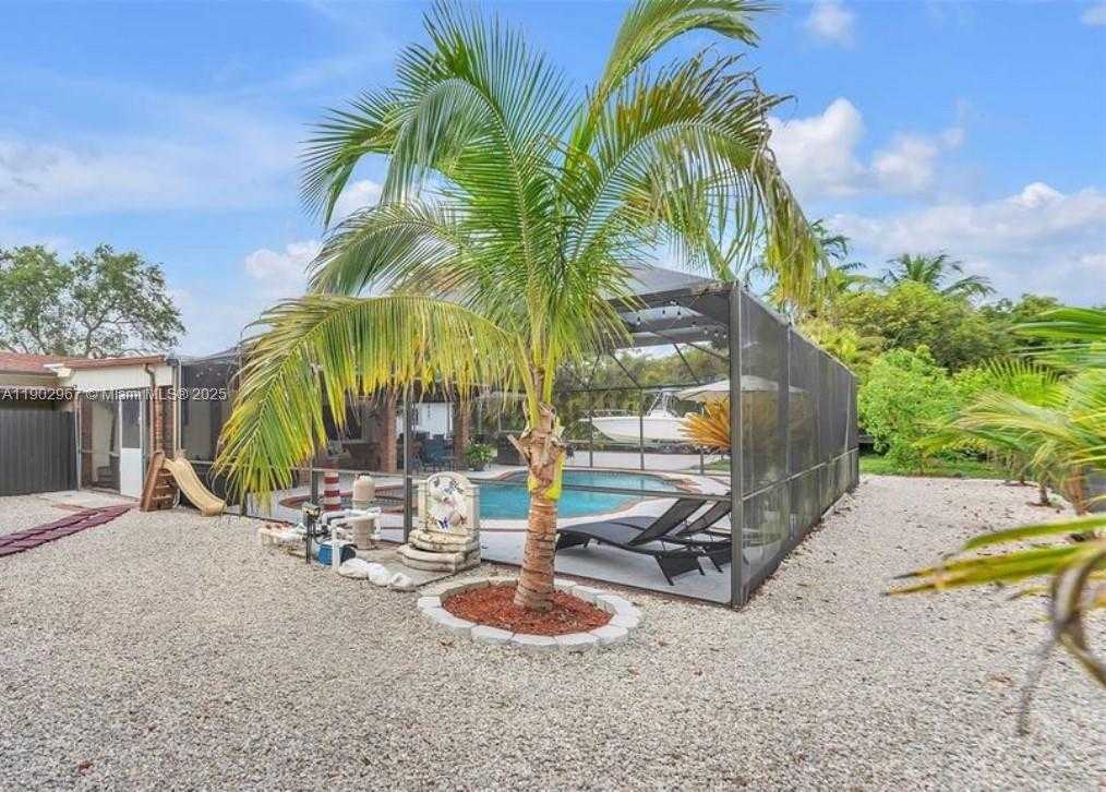 Small Image of 16891 SOUTH WEST 277TH ST, Homestead Number 34