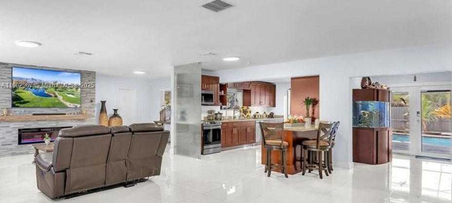 Small Image of 16891 SOUTH WEST 277TH ST, Homestead Number 5