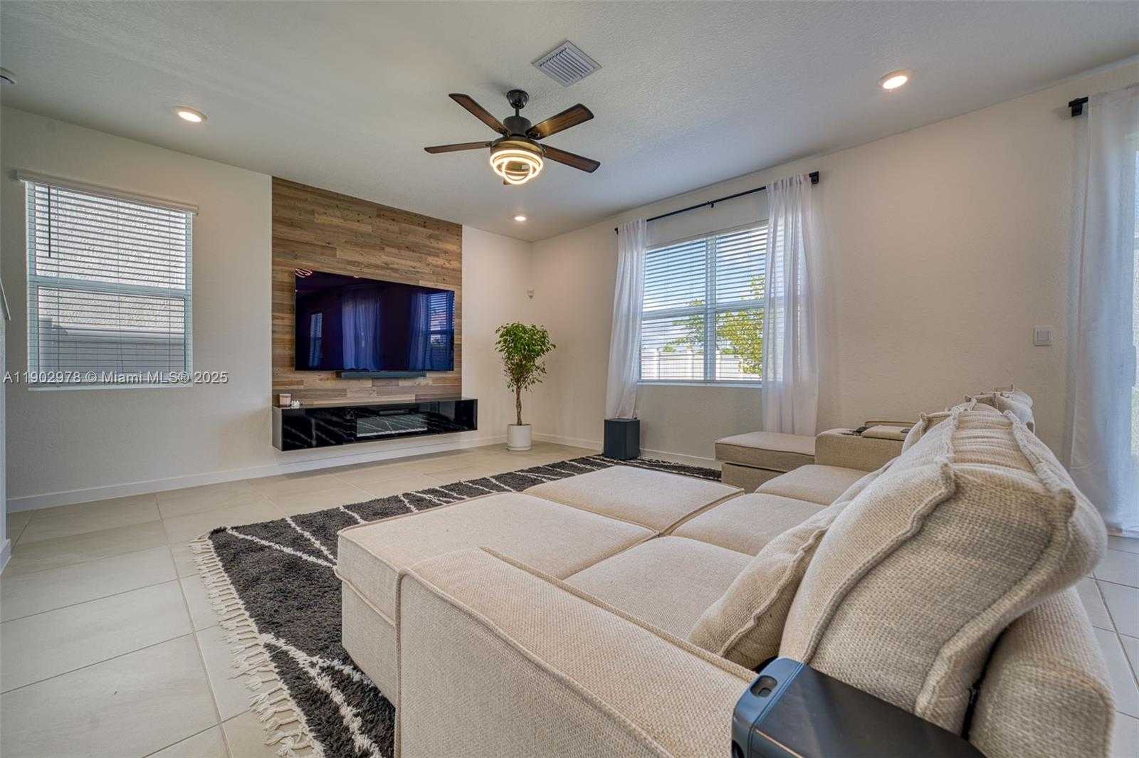 Small Image of 13021 SOUTH WEST 267TH ST, Homestead Number 15