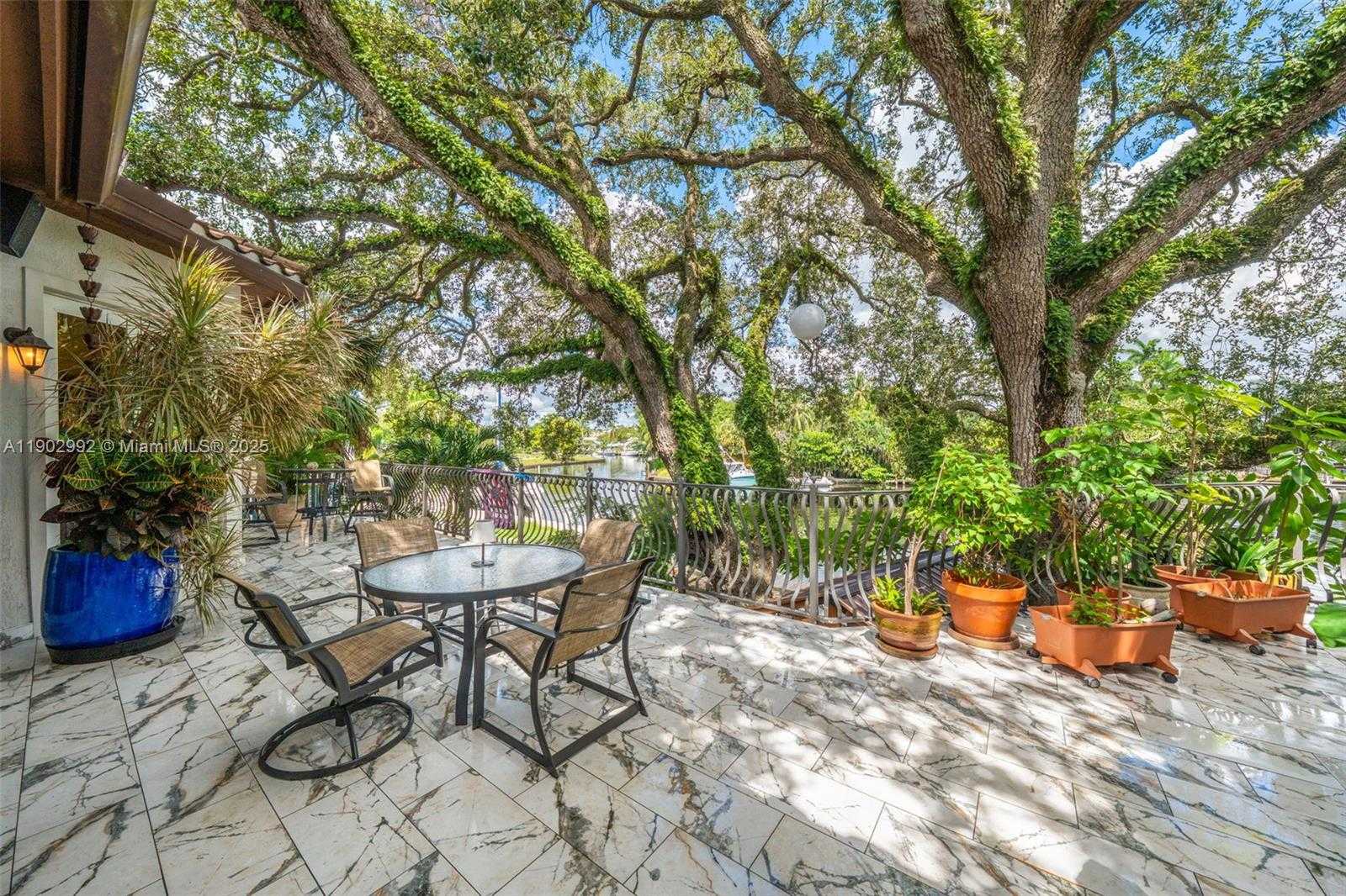 Small Image of 1115 SOUTH WEST 5TH PL, Fort Lauderdale Number 17