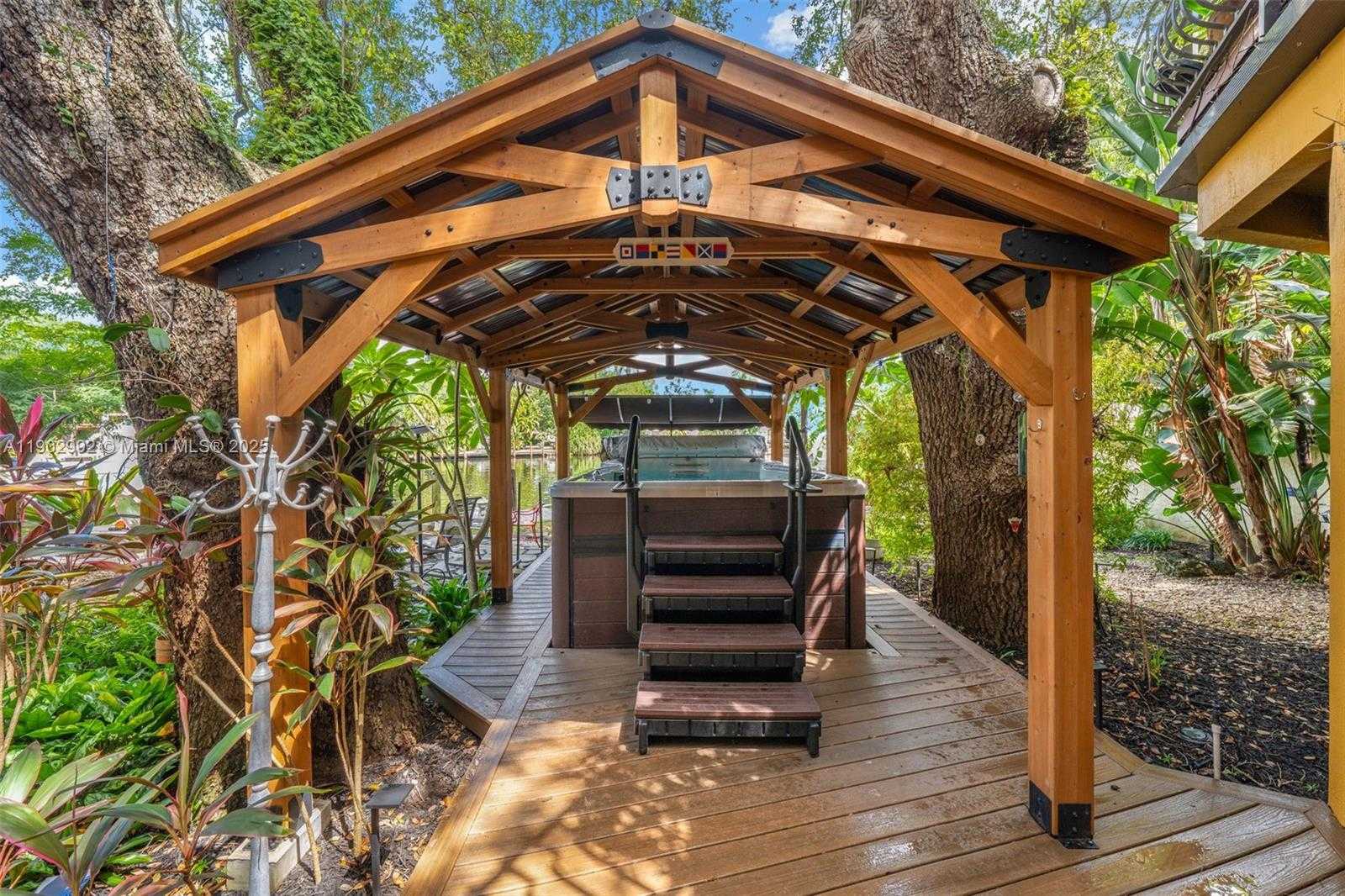 Small Image of 1115 SOUTH WEST 5TH PL, Fort Lauderdale Number 28