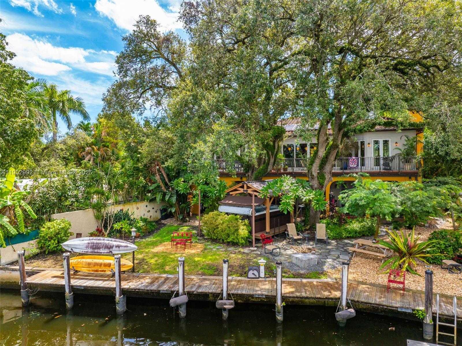 Small Image of 1115 SOUTH WEST 5TH PL, Fort Lauderdale Number 3