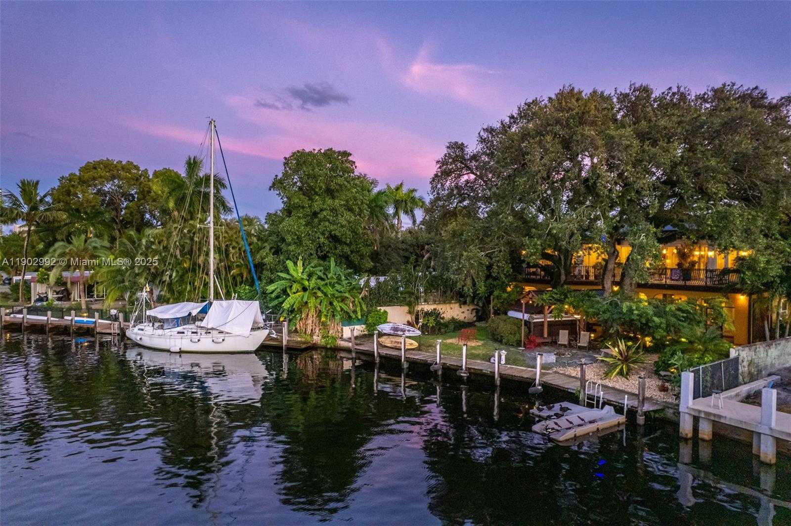 Small Image of 1115 SOUTH WEST 5TH PL, Fort Lauderdale Number 45