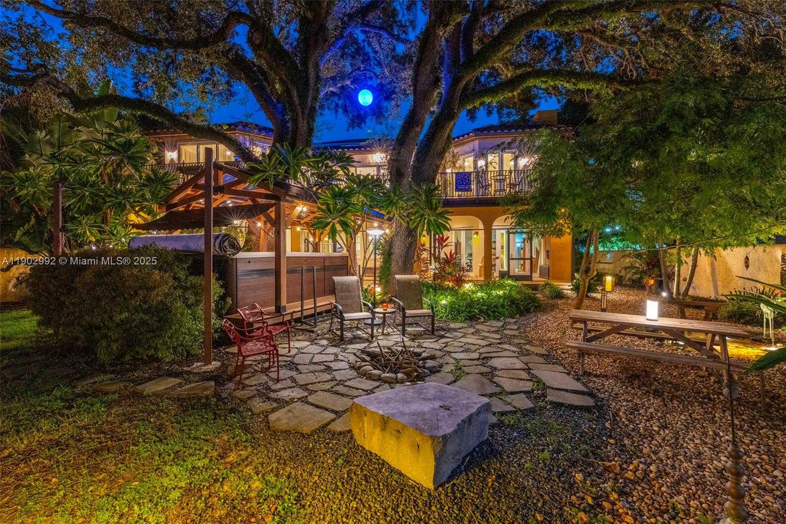 Small Image of 1115 SOUTH WEST 5TH PL, Fort Lauderdale Number 46