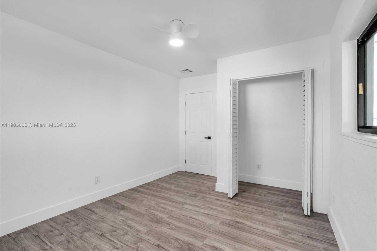 Small Image of 1021 NORTH WEST 195TH ST, Miami Gardens Number 16