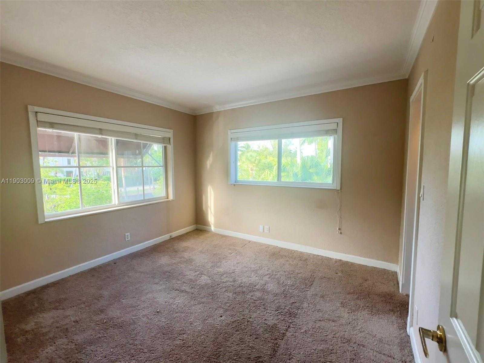 Small Image of 924 SOUTH EAST 2ND ST #9, Fort Lauderdale Number 11