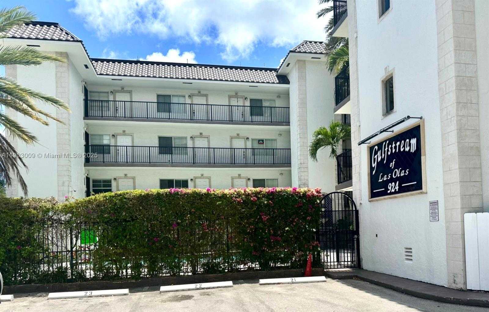 Small Image of 924 SOUTH EAST 2ND ST #9, Fort Lauderdale Number 17