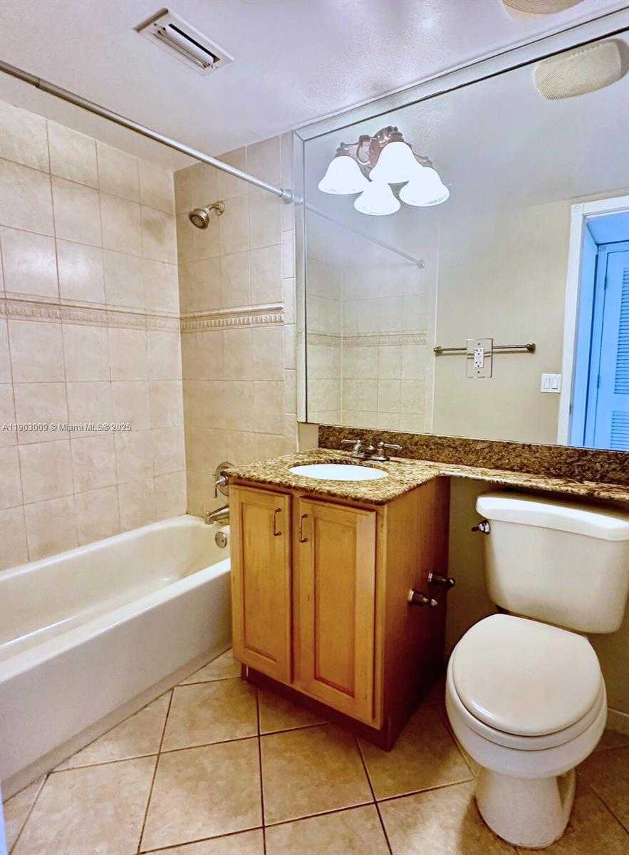 Small Image of 924 SOUTH EAST 2ND ST #9, Fort Lauderdale Number 9