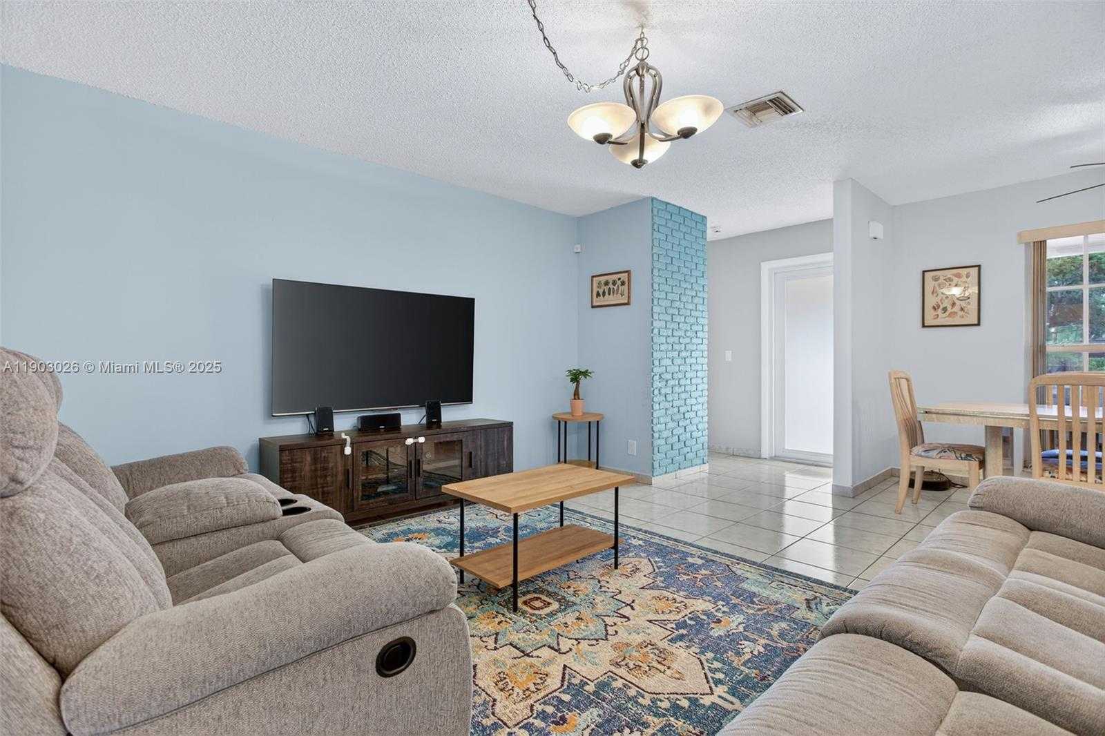 Small Image of 171 SOUTH WEST 79TH AVE, Margate Number 10