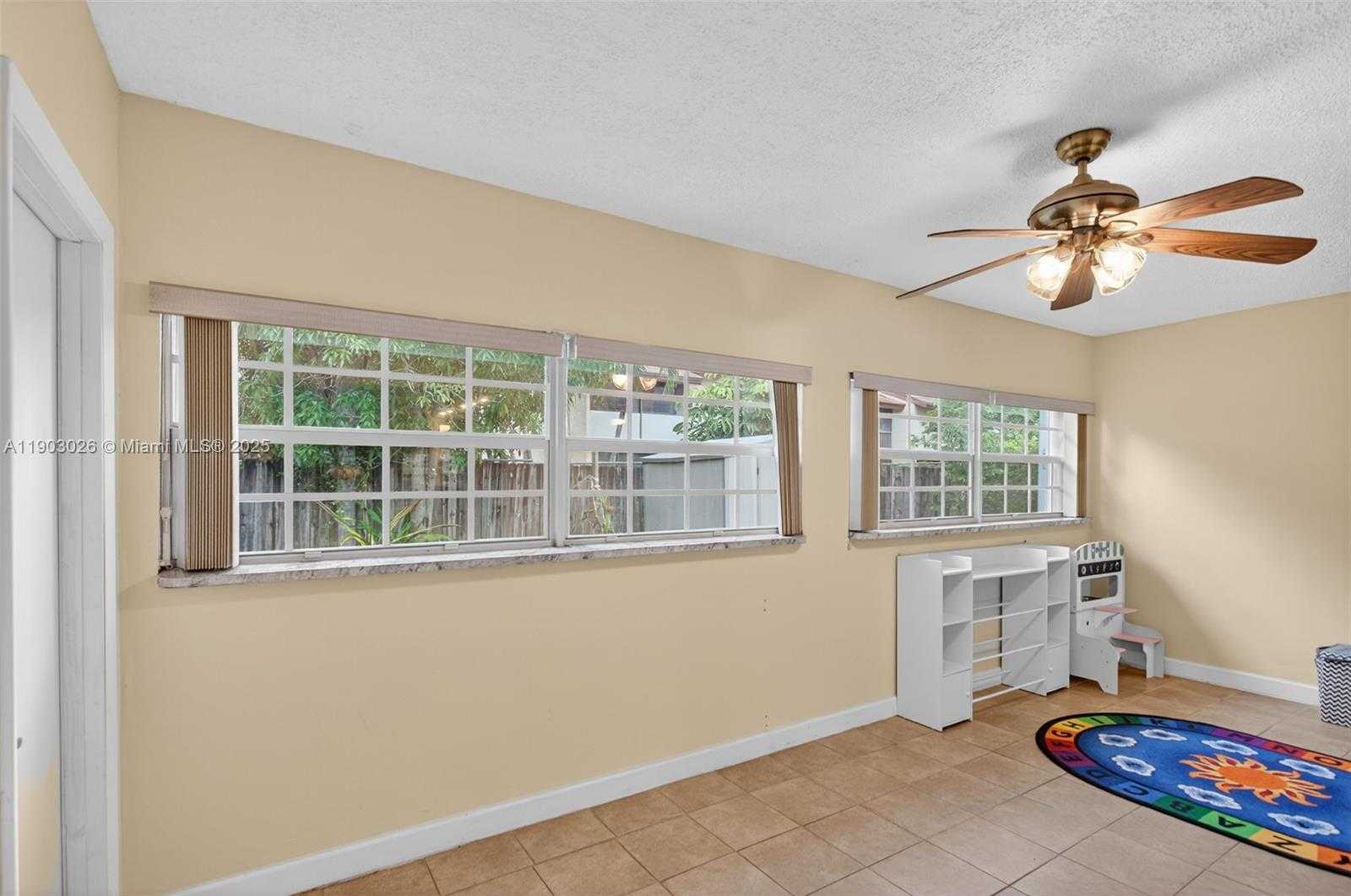 Small Image of 171 SOUTH WEST 79TH AVE, Margate Number 13