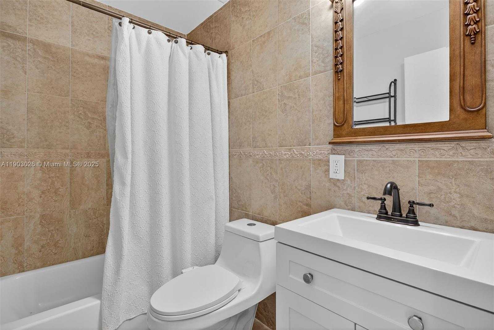 Small Image of 171 SOUTH WEST 79TH AVE, Margate Number 17