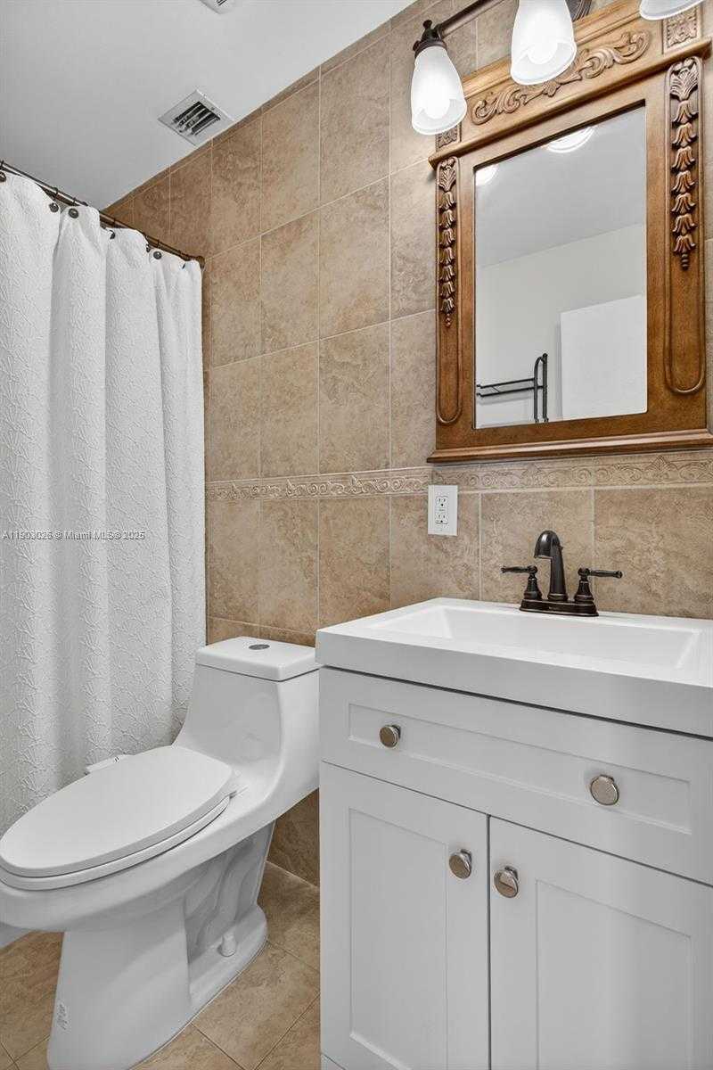 Small Image of 171 SOUTH WEST 79TH AVE, Margate Number 18