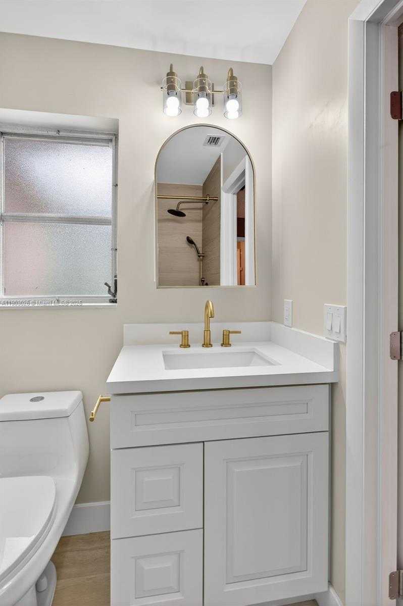 Small Image of 171 SOUTH WEST 79TH AVE, Margate Number 26