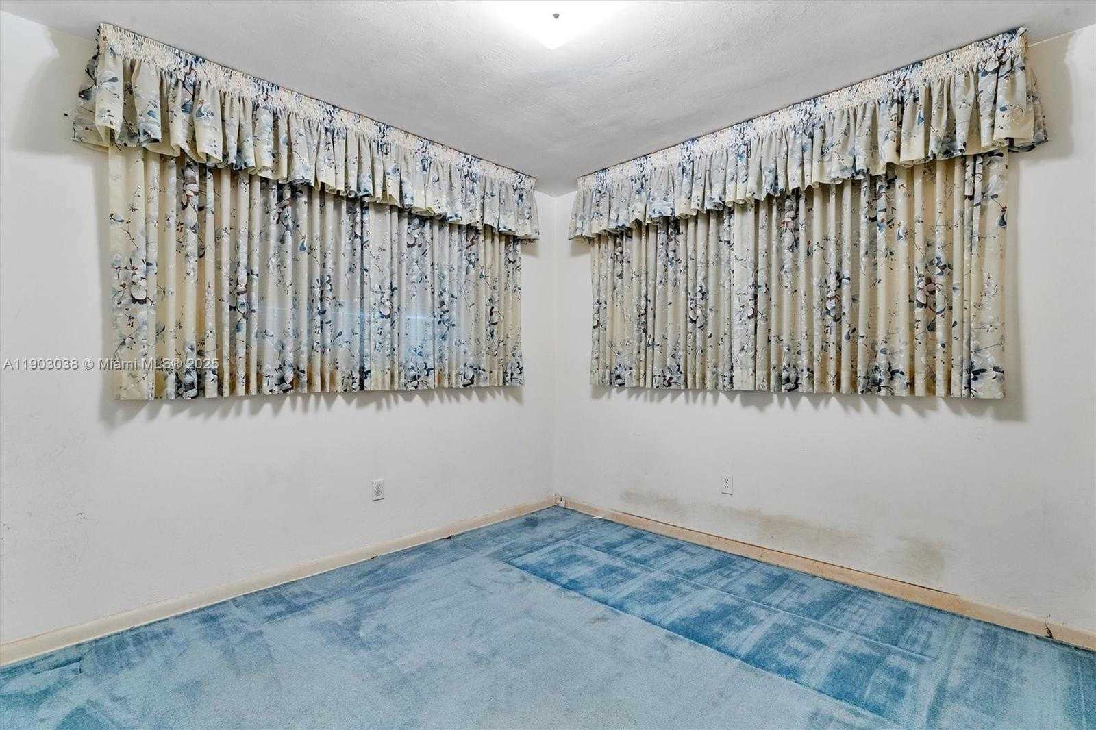 Small Image of 7792 WEST 14TH CT, Hialeah Number 17