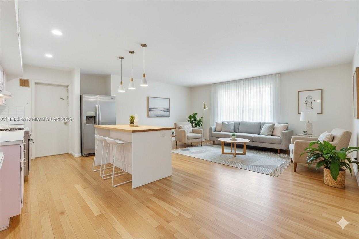 Small Image of 7792 WEST 14TH CT, Hialeah Number 9