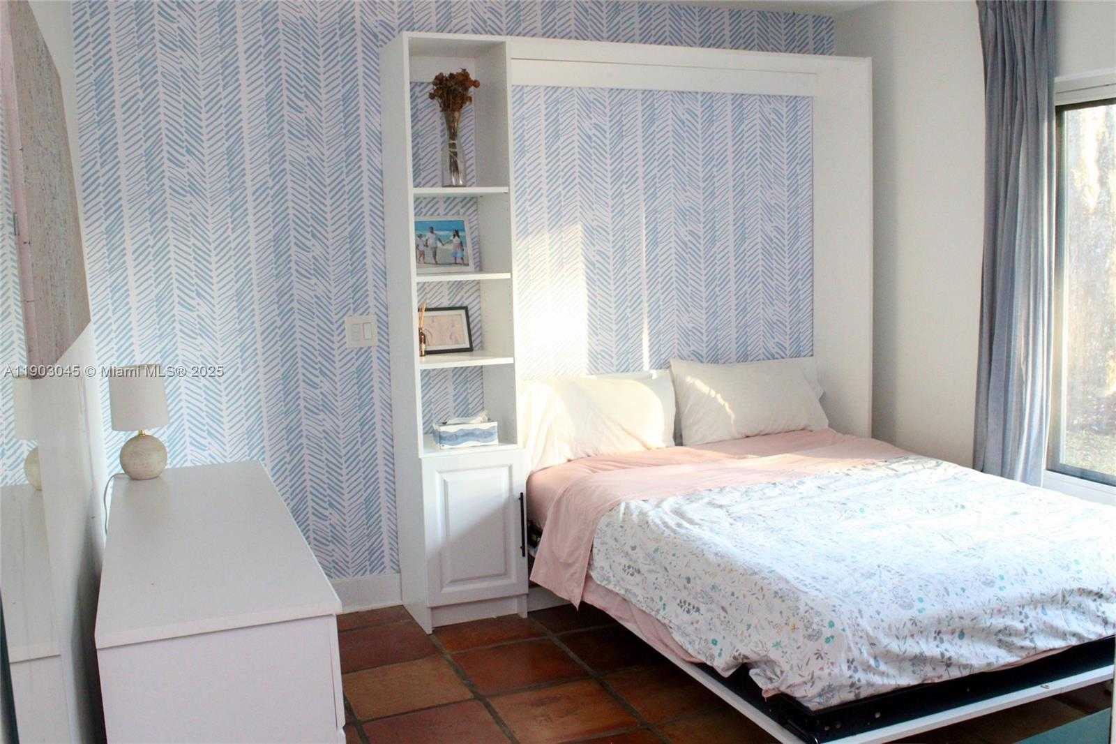 Small Image of 9431 SEA TURTLE LN, Plantation Number 13