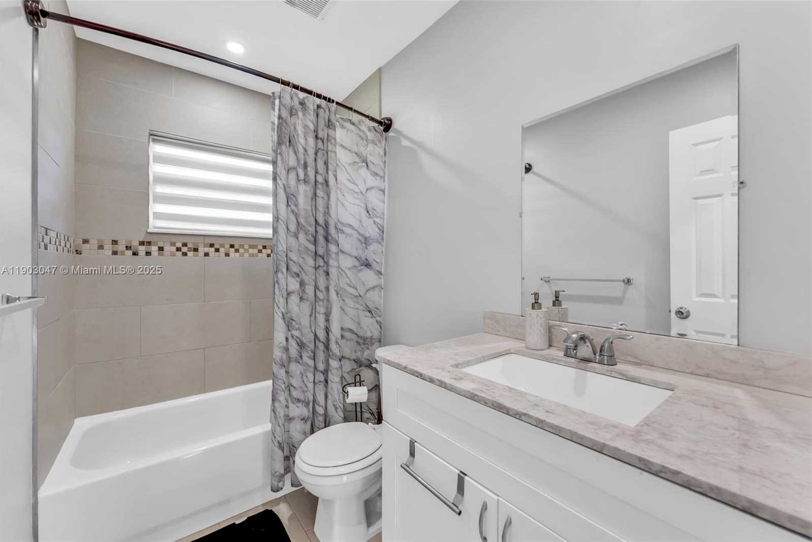 Small Image of 5743 SOUTH WEST 57TH WAY, Davie Number 13