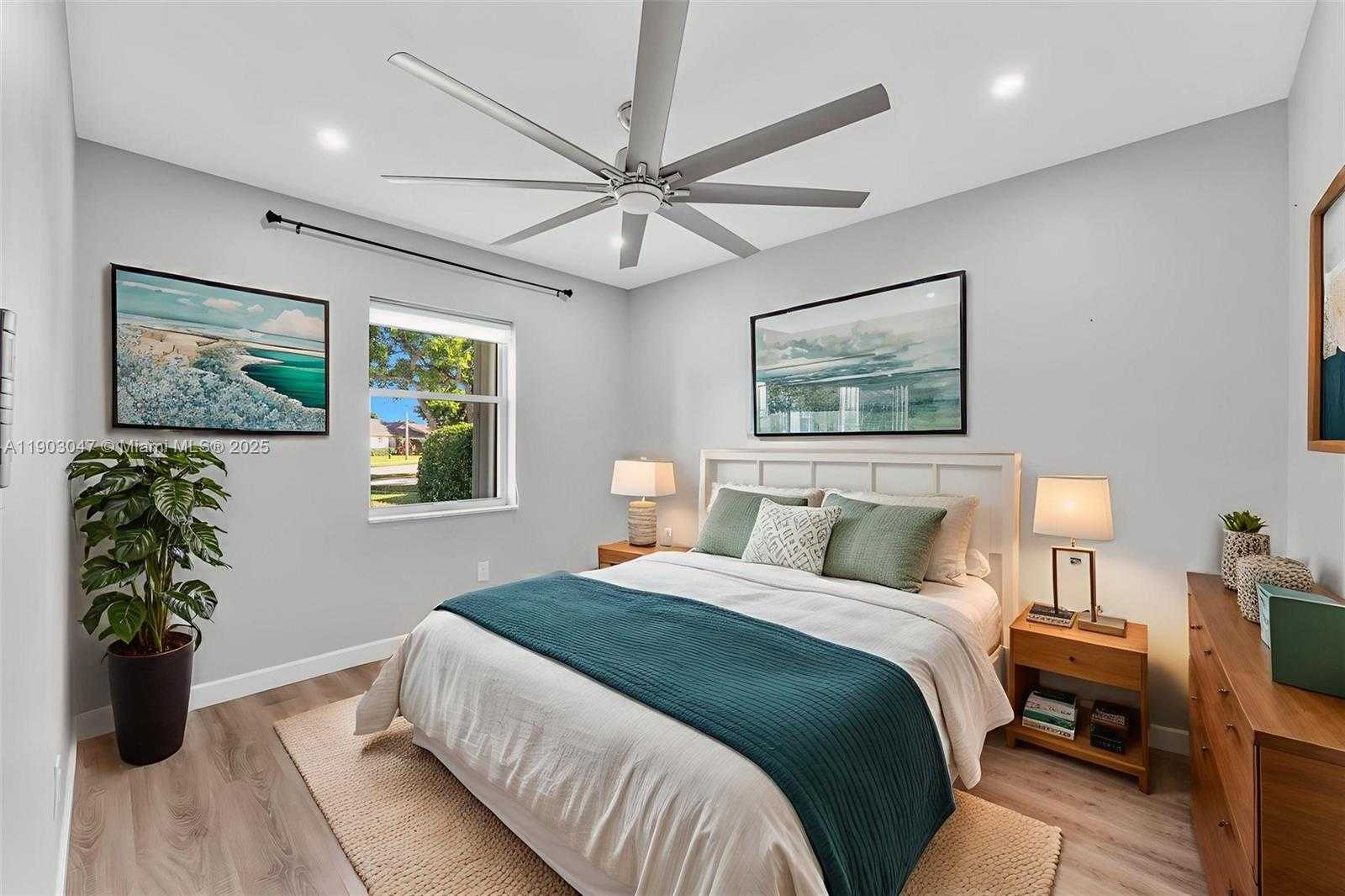 Small Image of 5743 SOUTH WEST 57TH WAY, Davie Number 15