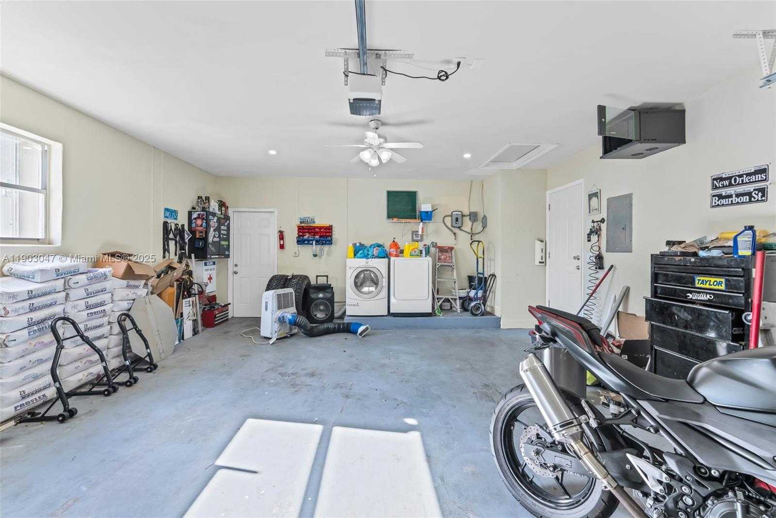 Small Image of 5743 SOUTH WEST 57TH WAY, Davie Number 33