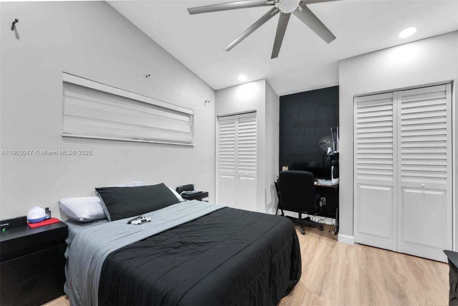 Small Image of 5743 SOUTH WEST 57TH WAY, Davie Number 8