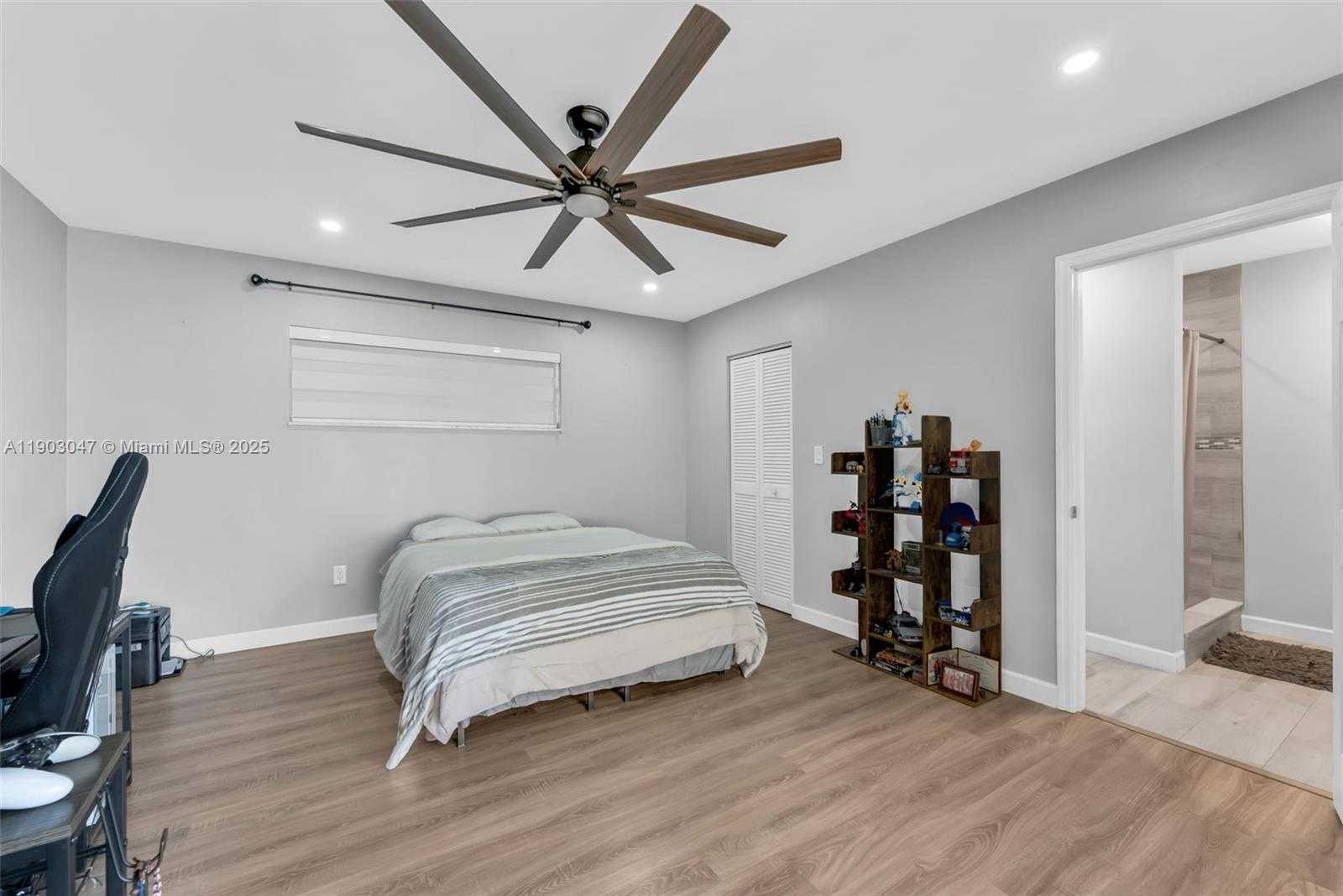 Small Image of 5743 SOUTH WEST 57TH WAY, Davie Number 9